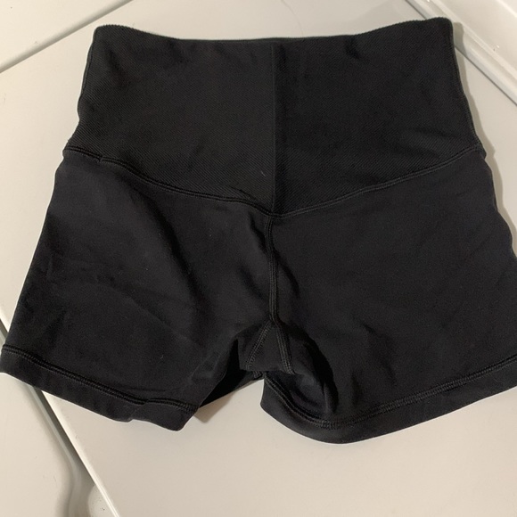 2 Athleta Studio 2.5 “ shorts women’s (2 pairs) - Picture 12 of 15